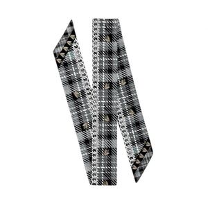 NWT Wristpop Dionne Scarf in Grey Plaid